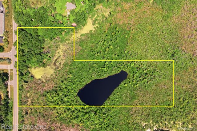 000 Dorr Road, Genoa Township, MI 48114