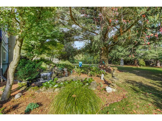 16700 Se BEL AIR Dr, Damascus, OR 97089