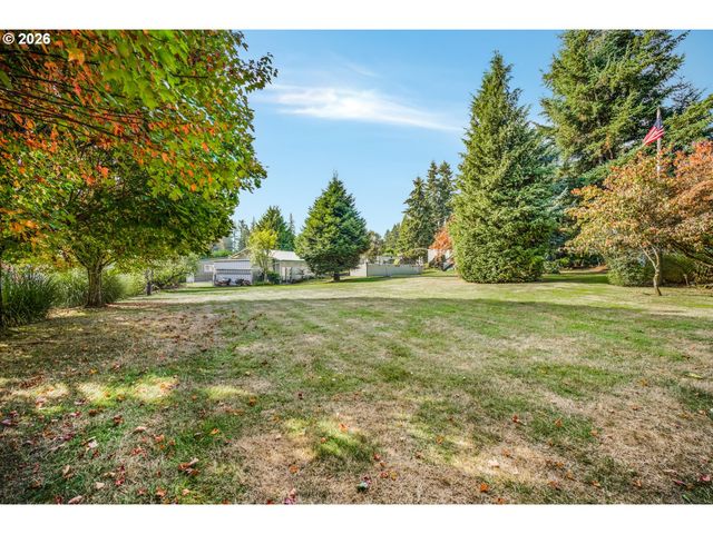 16700 Se BEL AIR Dr, Damascus, OR 97089