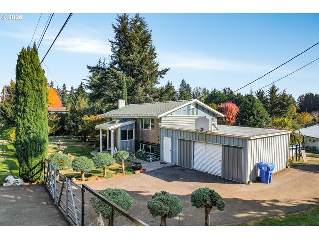 16700 Se BEL AIR Dr, Damascus, OR 97089
