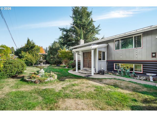 16700 Se BEL AIR Dr, Damascus, OR 97089