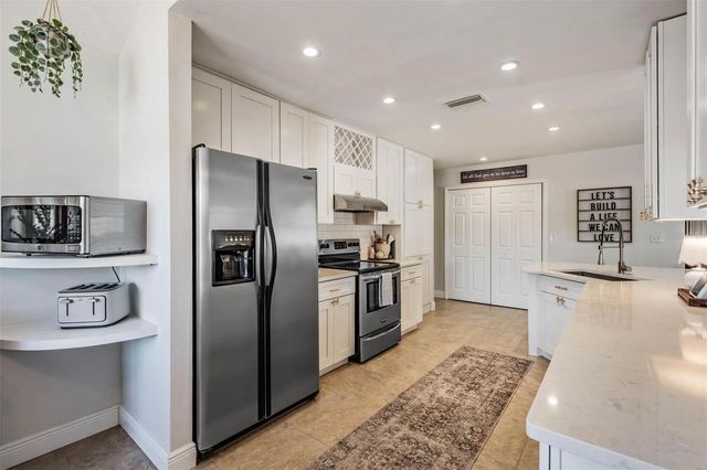 7329 OTTER CREEK DRIVE, New Port Richey, FL 34655