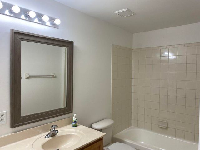 925 Imperial Lake Road, West Palm Beach, FL 33413