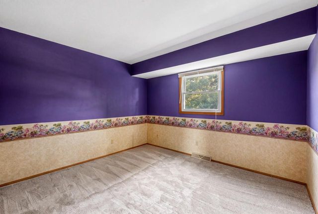 983 Chesterton COURT, Oconomowoc, WI 53066