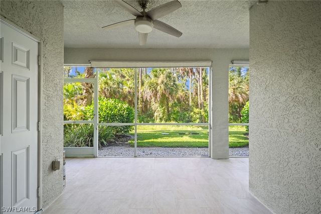 4450 Botanical Place CIR 6, Naples, FL 34112