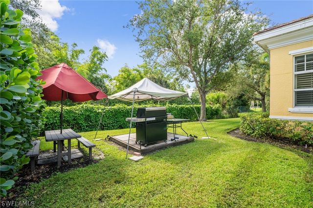 4450 Botanical Place CIR 6, Naples, FL 34112