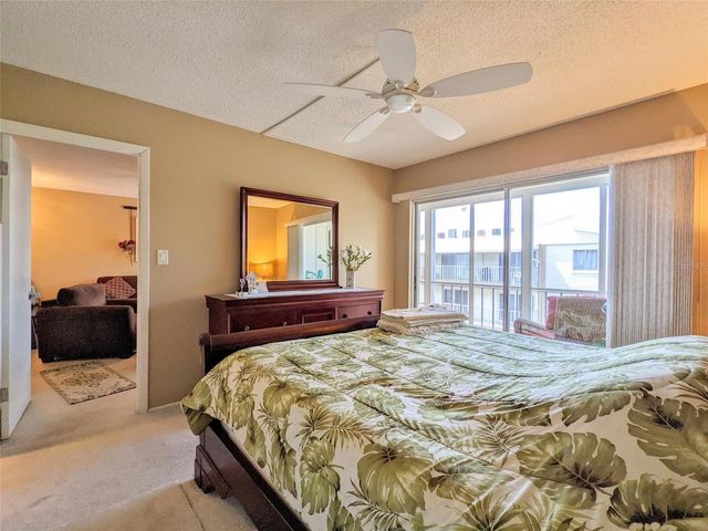 1714 69TH AVENUE W B308, Bradenton, FL 34207