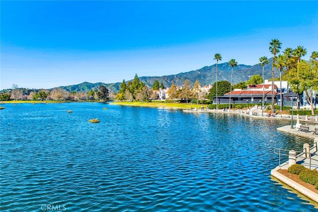 16 Calle Maria, Rancho Santa Margarita, CA 92688