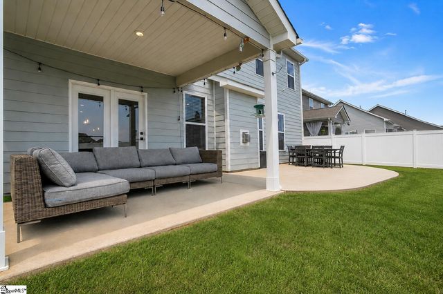 16 Daybreak Place, Simpsonville, SC 29681
