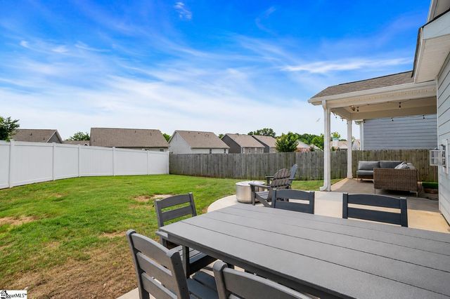 16 Daybreak Place, Simpsonville, SC 29681