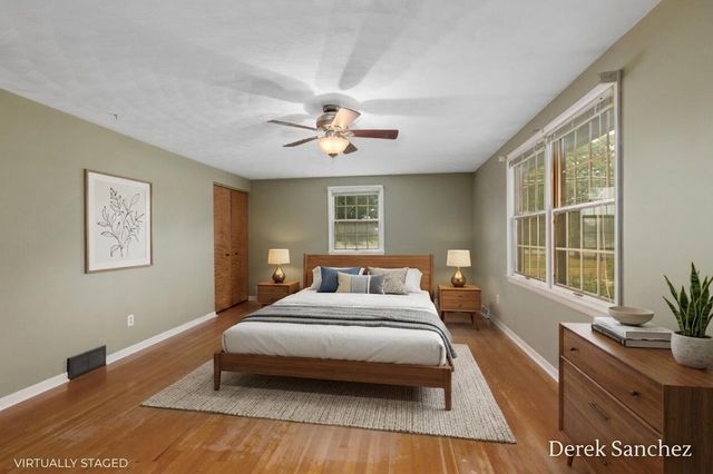 4674 Fennessy Street Sw, City Of Walker, MI 49534