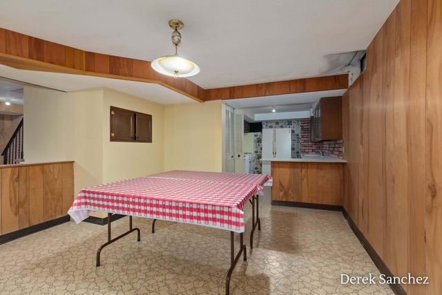 4674 Fennessy Street Sw, City Of Walker, MI 49534