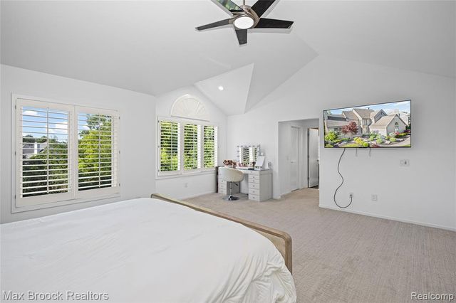 7102 Alta Vista Drive, West Bloomfield, MI 48322