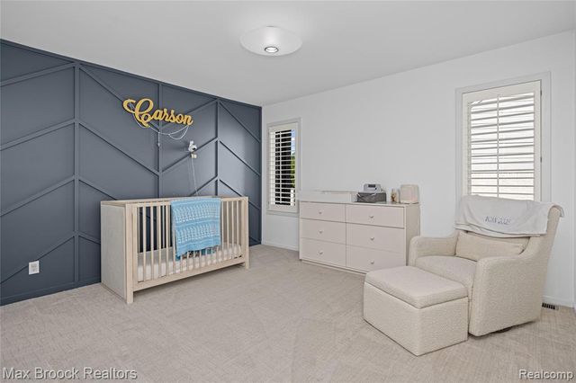 7102 Alta Vista Drive, West Bloomfield, MI 48322