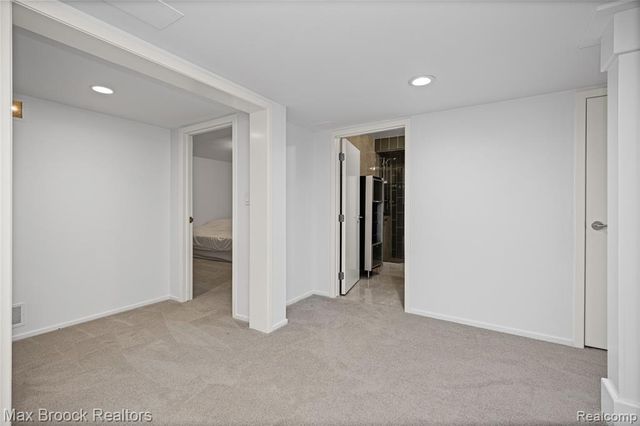 7102 Alta Vista Drive, West Bloomfield, MI 48322