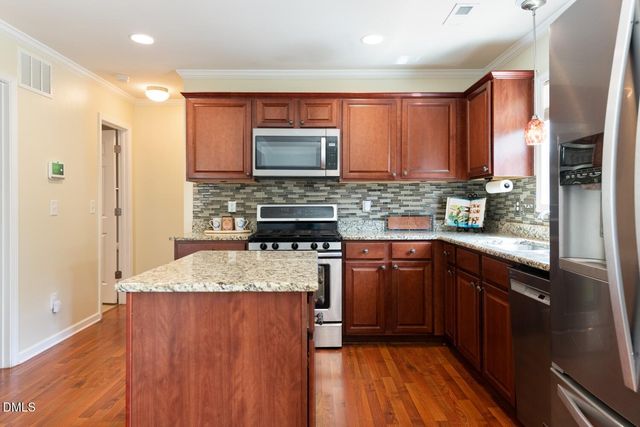 624 Collington Drive, Mebane, NC 27302