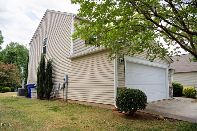 624 Collington Drive, Mebane, NC 27302