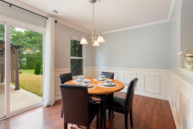 624 Collington Drive, Mebane, NC 27302