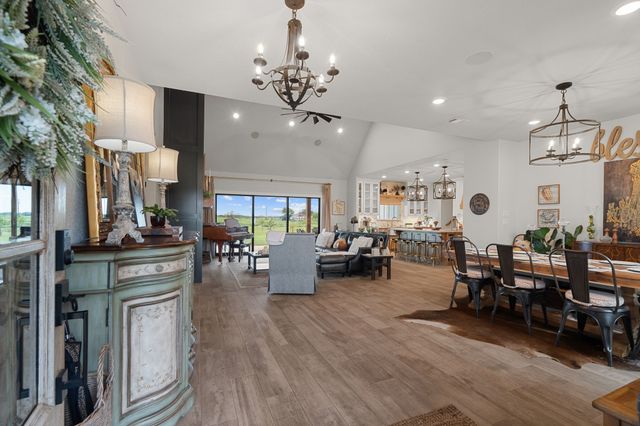 109 County Road 2696, Alvord, TX 76225