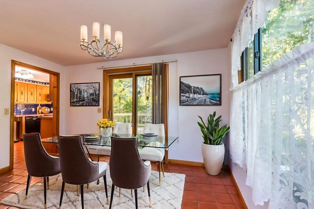 30 Weatherglass Lane, East Falmouth, MA 02536