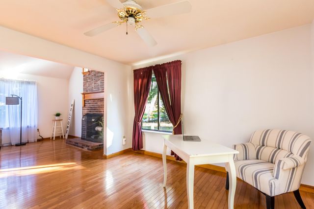 30 Weatherglass Lane, East Falmouth, MA 02536