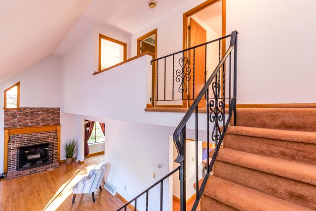 30 Weatherglass Lane, East Falmouth, MA 02536