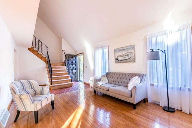 30 Weatherglass Lane, East Falmouth, MA 02536