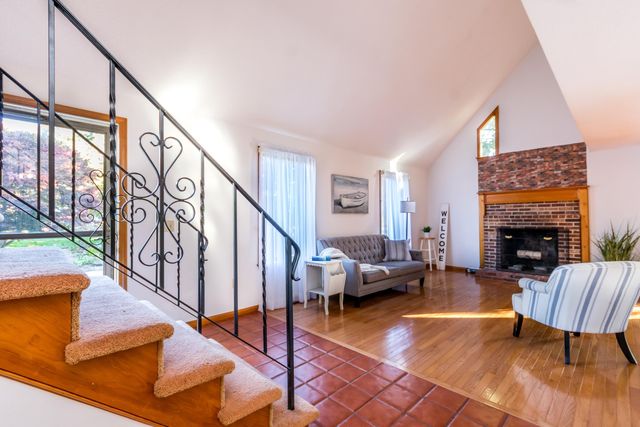 30 Weatherglass Lane, East Falmouth, MA 02536