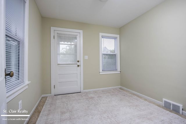 1017 Clinton Avenue, St Clair, MI 48079