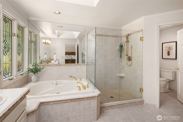 22008 NE 66th Place, Redmond, WA 98053