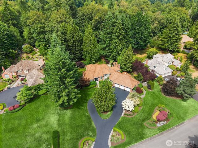 22008 NE 66th Place, Redmond, WA 98053