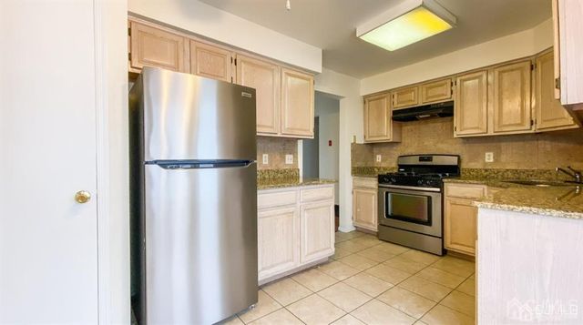 701 Jesse Way, Piscataway, NJ 08854