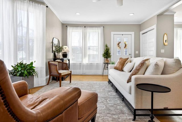 403 PINE STREET, Neenah, WI 54956