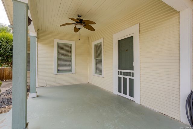 624 W Agarita, San Antonio, TX 78212