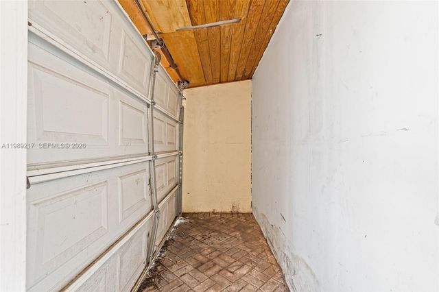 4750 NE 17th Ave, Pompano Beach, FL 33064