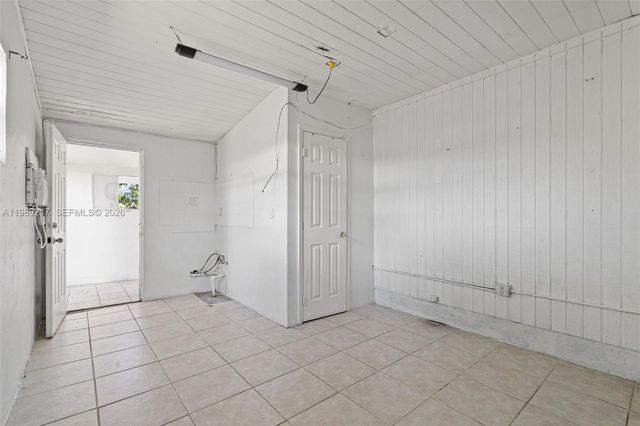 4750 NE 17th Ave, Pompano Beach, FL 33064