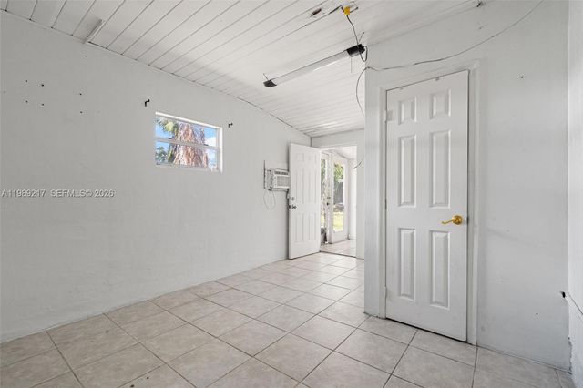 4750 NE 17th Ave, Pompano Beach, FL 33064