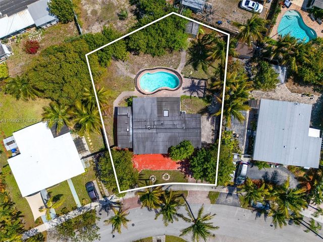 4750 NE 17th Ave, Pompano Beach, FL 33064