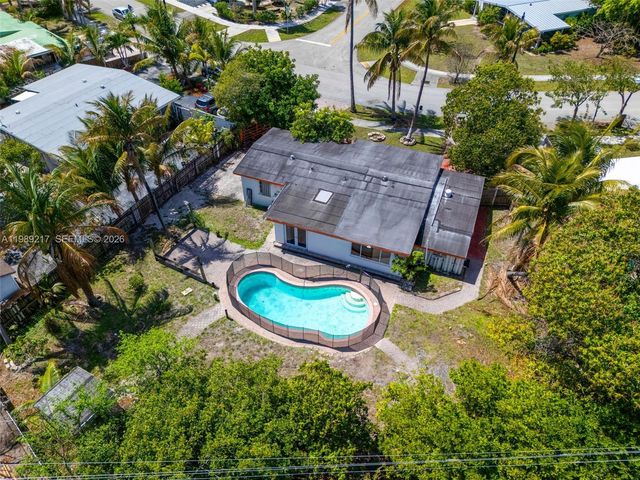 4750 NE 17th Ave, Pompano Beach, FL 33064