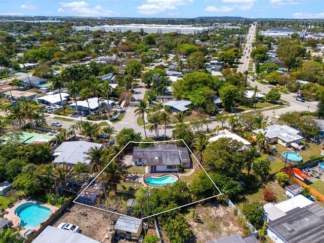 4750 NE 17th Ave, Pompano Beach, FL 33064