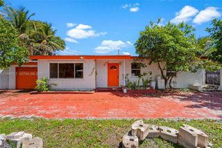 4750 NE 17th Ave, Pompano Beach, FL 33064