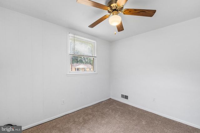 7832 FISKE AVE, Lanham, MD 20706