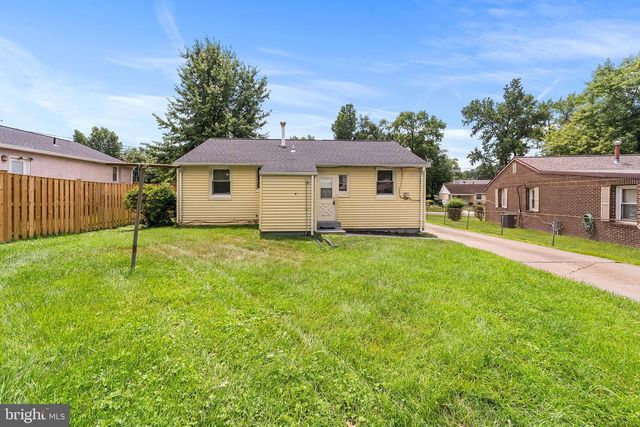 7832 FISKE AVE, Lanham, MD 20706