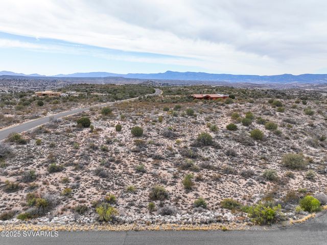 6745 N Canyon Road 104, Rimrock, AZ 86335