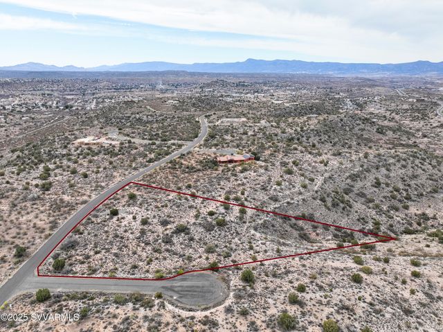 6745 N Canyon Road 104, Rimrock, AZ 86335