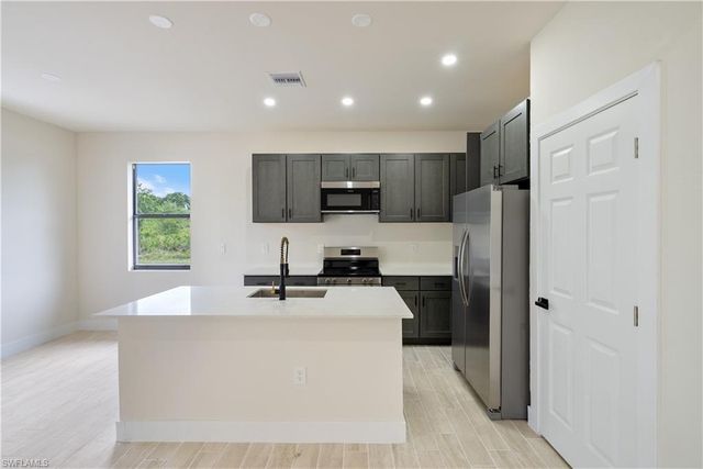 2603 52nd ST W, Lehigh Acres, FL 33971