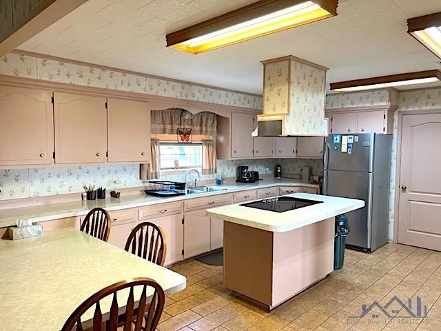 117 Norman St, Golden Meadow, LA 70357