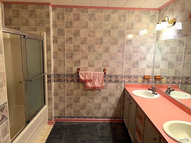 117 Norman St, Golden Meadow, LA 70357