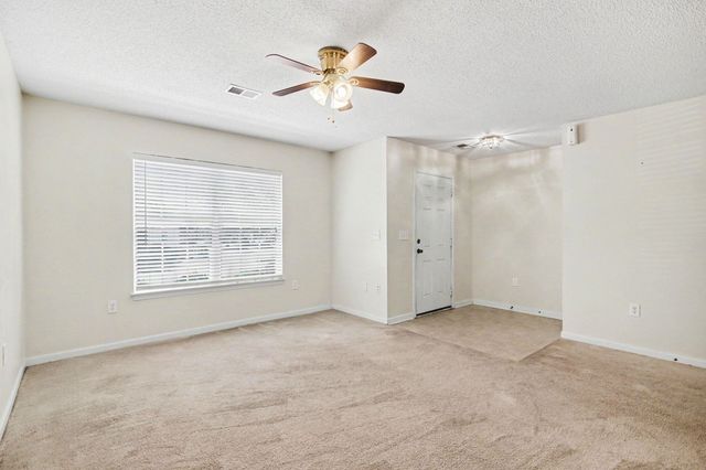 1043 Penny Ln., Myrtle Beach, SC 29577