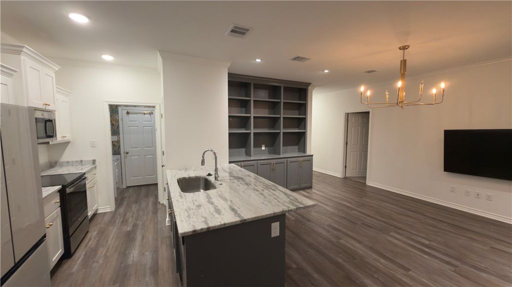 2415 Lightfoot Lane NE, Bryan, TX 77803 — photo 2